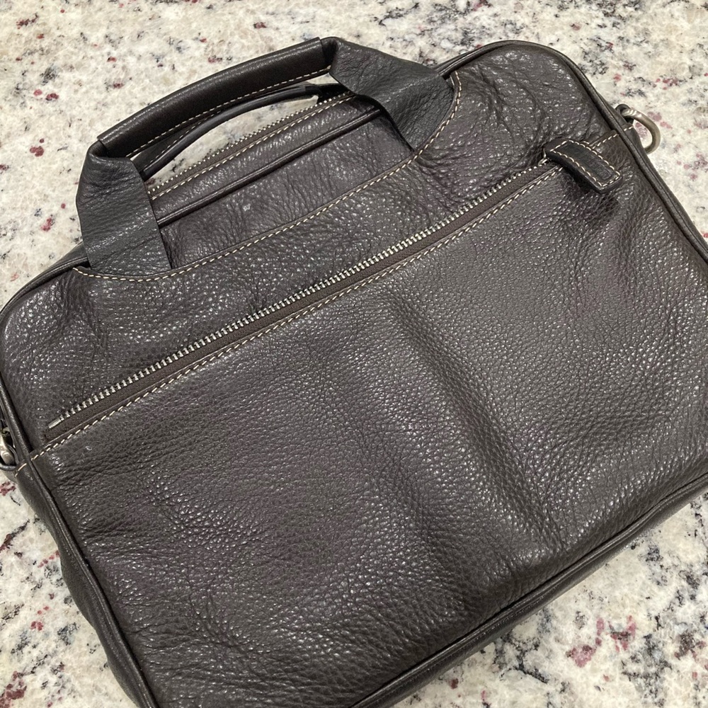 Small levenger briefcase / IPad case